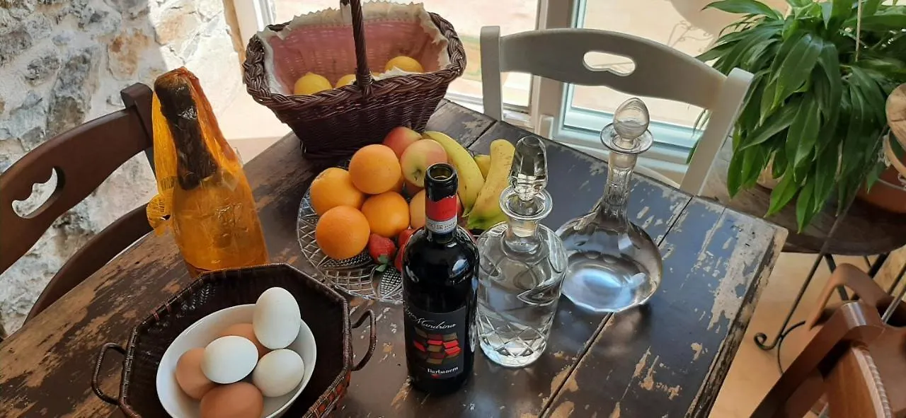 B&B L' Antica Macina Quiliano 0*,  Italy