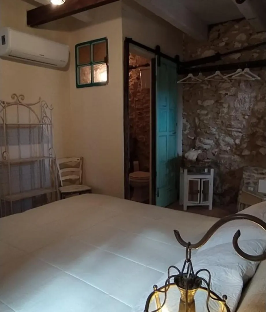 Bed & Breakfast B&B L' Antica Macina Quiliano Italy